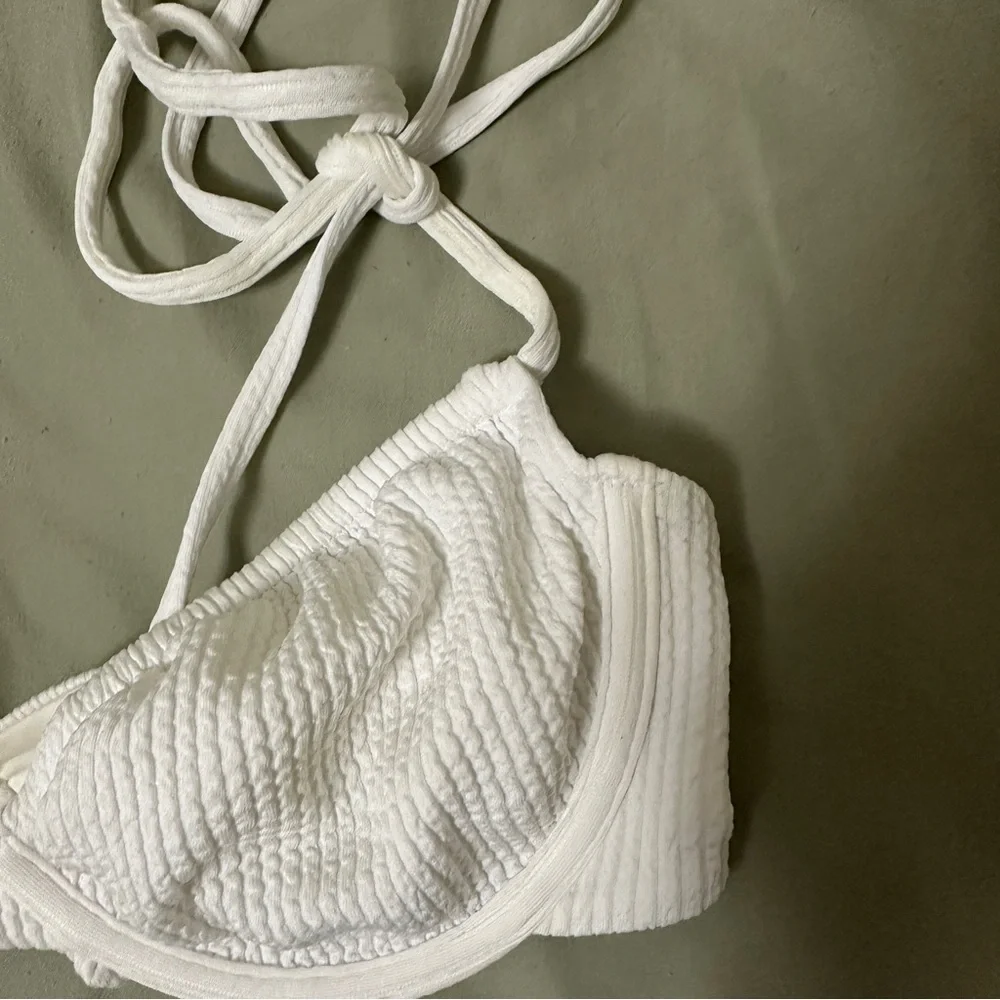 Monday Swimwear White Textured Underwire Bikini Top
